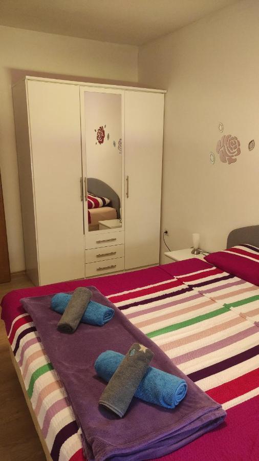 Apartmani Maslina Žuljana 外观 照片